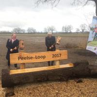 Op donderdag 8 maart openden bestuurslid van waterschap Aa en Maas Peter van Dijk en wethouder van de gemeente Gemert-Bakel Anke van Extel-van Katwijk de nieuw ingerichte Peelse Loop.